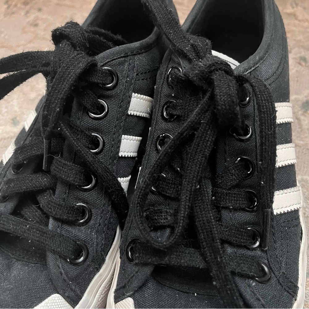 Adidas W 7.5 Black and White Platform Lace-Up Sneakers - Picture 8 of 13